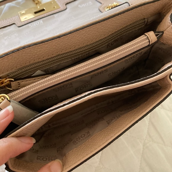 NWT! “Sloan” SM Blush Pink Leather Shoulder Bag by Michael Kors - Picture 5 of 13